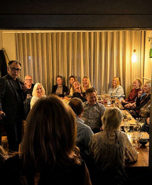 Champagne & Comedy Surprise - 13. juni 2026